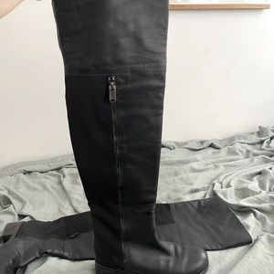 LIU JO chunky over knee boots size 40 (9.5) made in Italy.